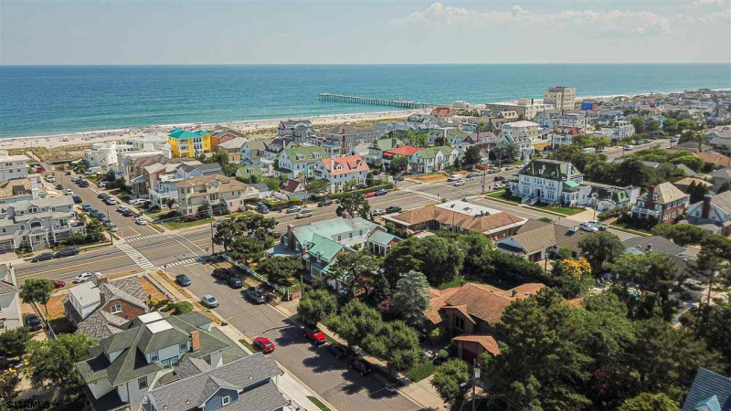 20 Dudley, Ventnor, New Jersey 08406, 4 Bedrooms Bedrooms, 10 Rooms Rooms,3 BathroomsBathrooms,Residential,For Sale,Dudley,539337