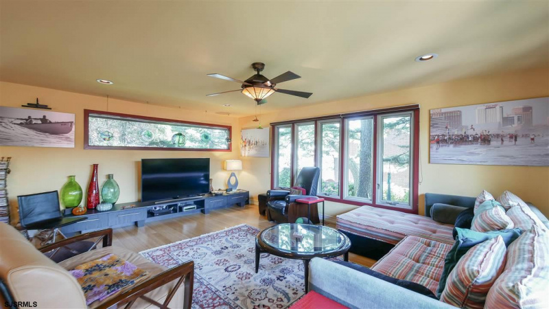 20 Dudley, Ventnor, New Jersey 08406, 4 Bedrooms Bedrooms, 10 Rooms Rooms,3 BathroomsBathrooms,Residential,For Sale,Dudley,539337