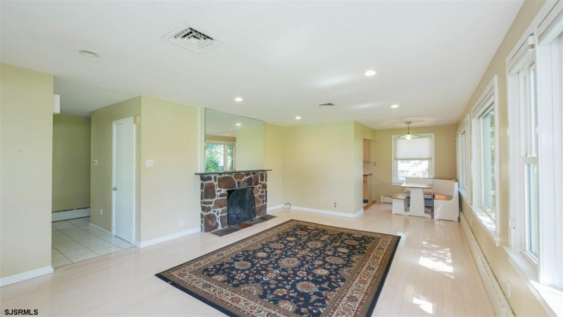 2 Glenside, Linwood, New Jersey 08221, 3 Bedrooms Bedrooms, 7 Rooms Rooms,1 BathroomBathrooms,Residential,For Sale,Glenside,539341