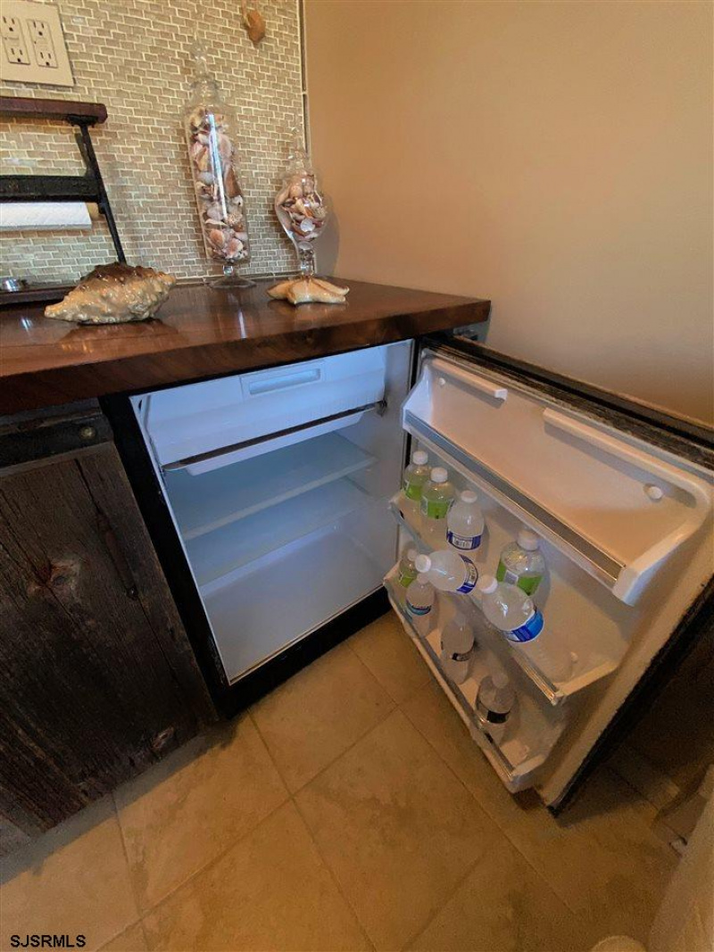 9609 Ventnor, Margate, New Jersey 08402, 2 Rooms Rooms,1 BathroomBathrooms,Condominium,For Sale,Ventnor,539326