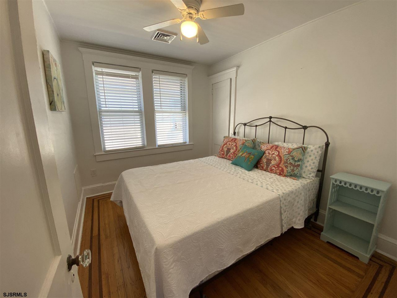 104 Martindale, New Jersey 08406, 3 Bedrooms Bedrooms, 8 Rooms Rooms,2 BathroomsBathrooms,Rental non-commercial,For Sale,Martindale,539396