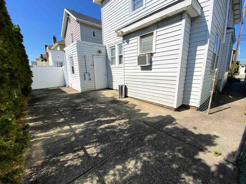 104 Martindale, New Jersey 08406, 3 Bedrooms Bedrooms, 8 Rooms Rooms,2 BathroomsBathrooms,Rental non-commercial,For Sale,Martindale,539396