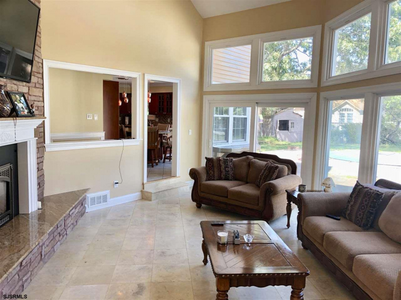 503 Lazy Lane, Absecon, New Jersey 08201, 4 Bedrooms Bedrooms, 11 Rooms Rooms,2 BathroomsBathrooms,Residential,For Sale,Lazy Lane,539448