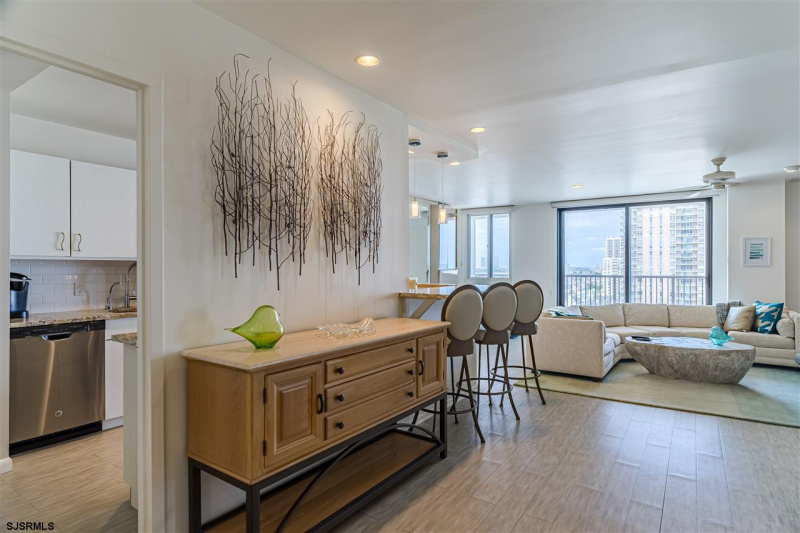 5000 Boardwalk Unit 913, Ventnor, New Jersey 08406, 1 Bedroom Bedrooms, 4 Rooms Rooms,2 BathroomsBathrooms,Condominium,For Sale,Boardwalk Unit 913,539447
