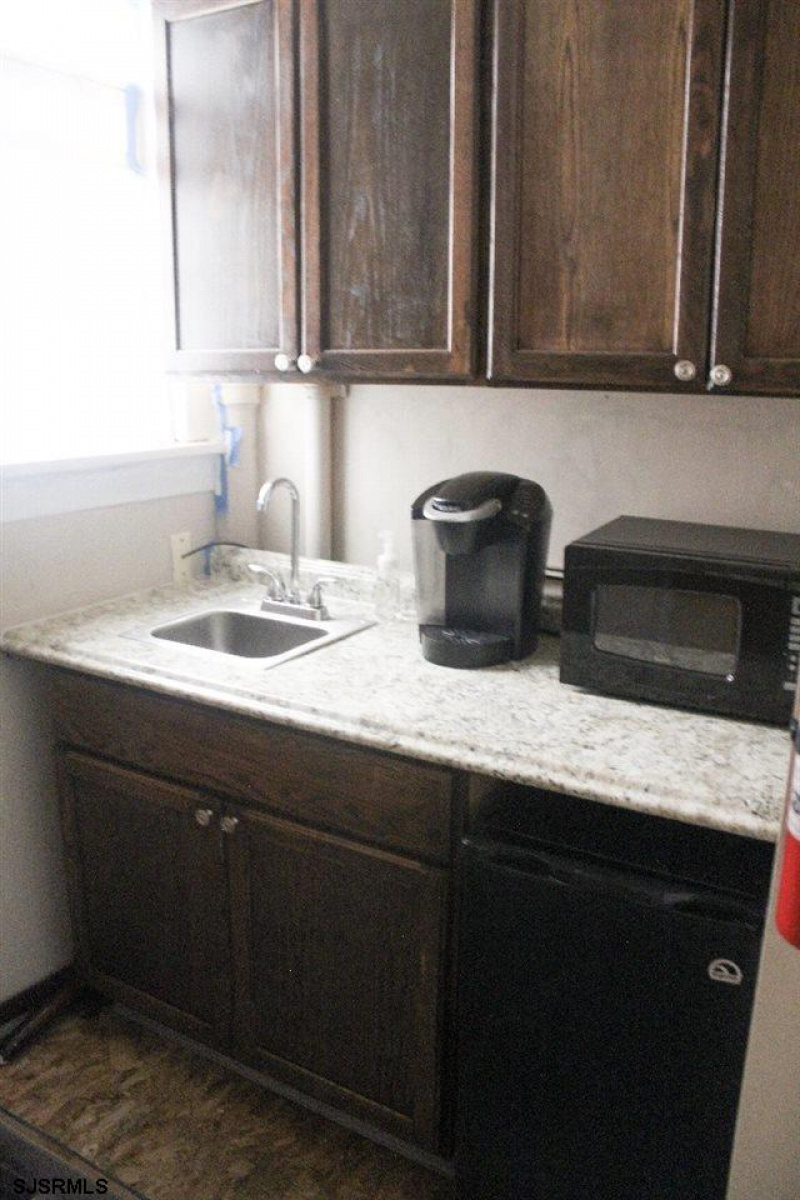 6715 Atlantic, Ventnor, New Jersey 08406, ,2 BathroomsBathrooms,Commercial/industrial,For Sale,Atlantic,539482