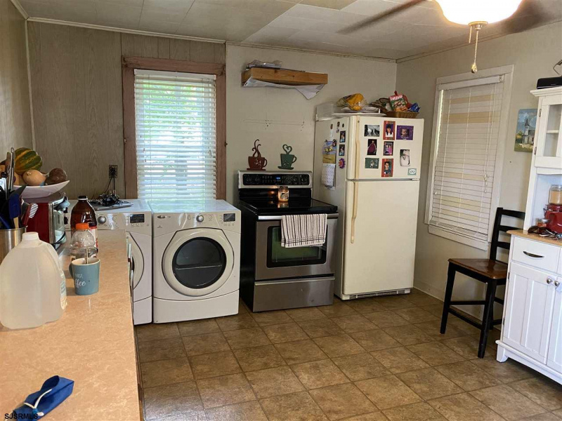 3 Madison, Newfield, New Jersey 08344, 2 Bedrooms Bedrooms, 5 Rooms Rooms,1 BathroomBathrooms,Residential,For Sale,Madison,539486