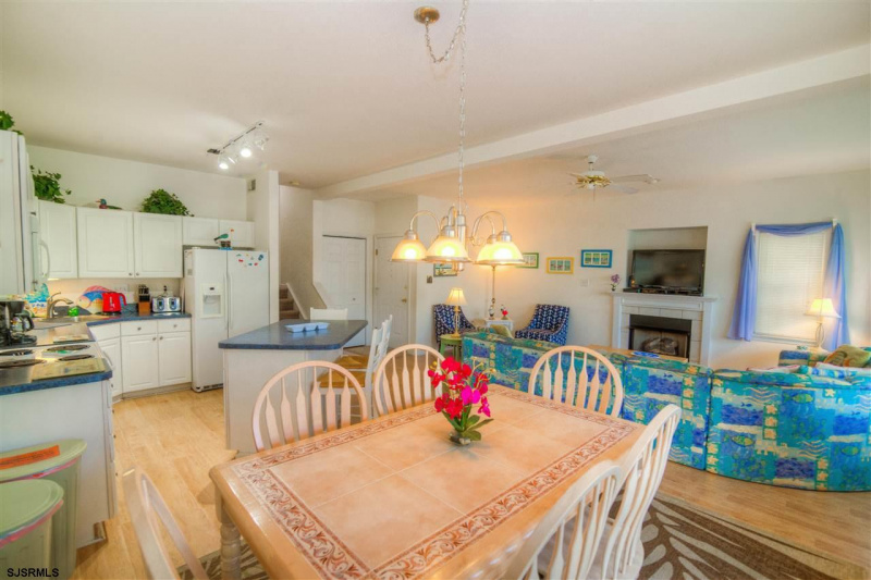 1422 Wesley Ave, Ocean City, New Jersey 08226-0000, 3 Bedrooms Bedrooms, 7 Rooms Rooms,2 BathroomsBathrooms,Condominium,For Sale,Wesley Ave,539551