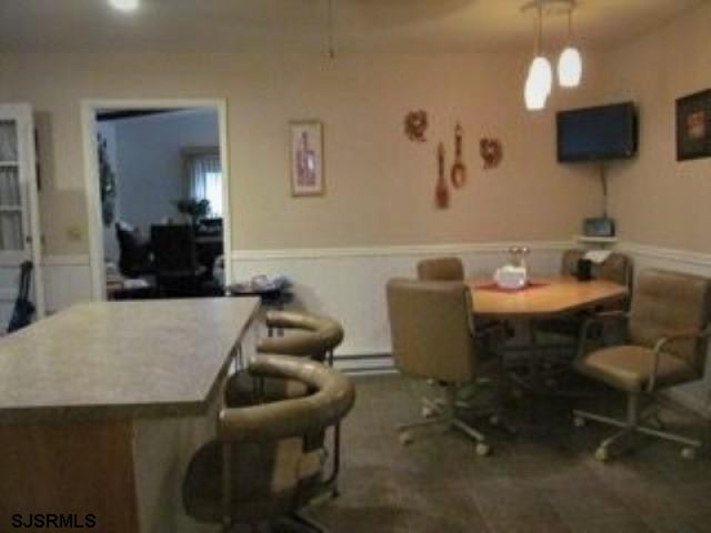 4036 Walnut Ave, Egg Harbor Township, New Jersey 08234, 3 Bedrooms Bedrooms, 6 Rooms Rooms,1 BathroomBathrooms,Residential,For Sale,Walnut Ave,539561