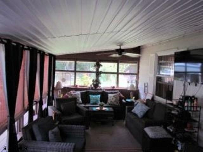4036 Walnut Ave, Egg Harbor Township, New Jersey 08234, 3 Bedrooms Bedrooms, 6 Rooms Rooms,1 BathroomBathrooms,Residential,For Sale,Walnut Ave,539561