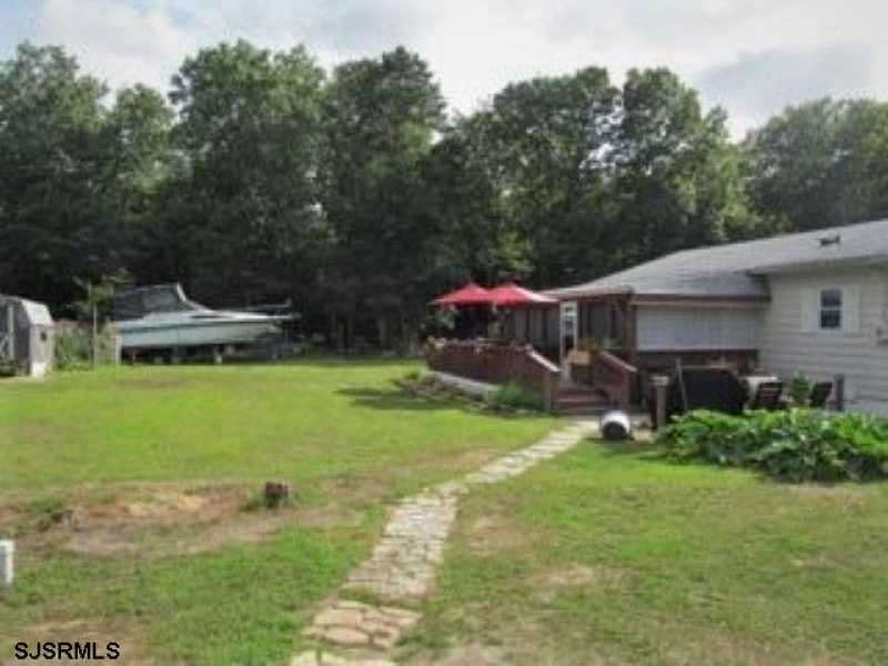 4036 Walnut Ave, Egg Harbor Township, New Jersey 08234, 3 Bedrooms Bedrooms, 6 Rooms Rooms,1 BathroomBathrooms,Residential,For Sale,Walnut Ave,539561