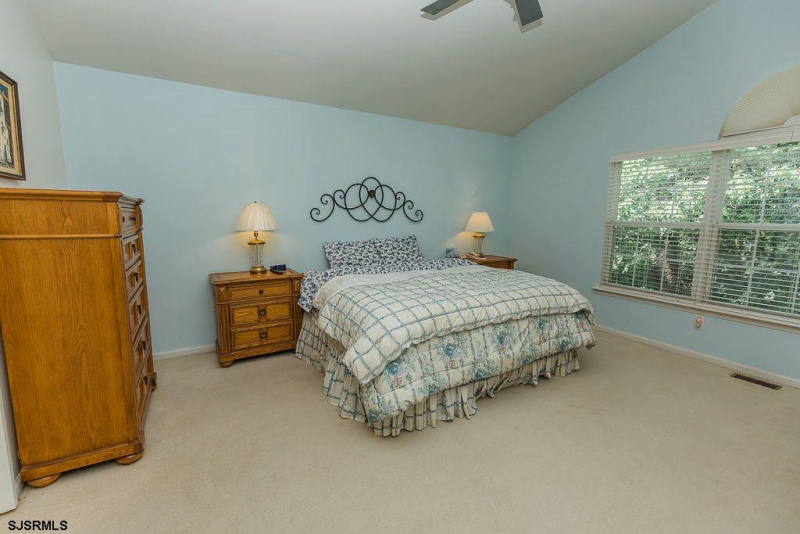 103 San Carlos Ct, Egg Harbor Township, New Jersey 08234, 4 Bedrooms Bedrooms, 9 Rooms Rooms,3 BathroomsBathrooms,Residential,For Sale,San Carlos Ct,539596