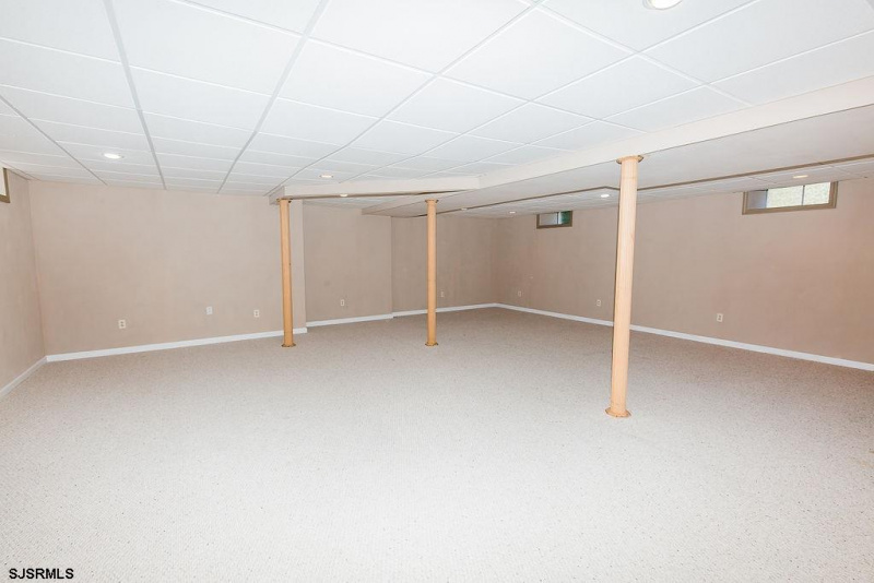 103 San Carlos Ct, Egg Harbor Township, New Jersey 08234, 4 Bedrooms Bedrooms, 9 Rooms Rooms,3 BathroomsBathrooms,Residential,For Sale,San Carlos Ct,539596