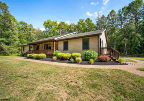 486 Route 49, Upper Township, New Jersey 08270, 4 Bedrooms Bedrooms, 13 Rooms Rooms,4 BathroomsBathrooms,Residential,For Sale,Route 49,539652