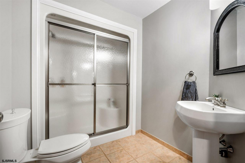 486 Route 49, Upper Township, New Jersey 08270, 4 Bedrooms Bedrooms, 13 Rooms Rooms,4 BathroomsBathrooms,Residential,For Sale,Route 49,539652