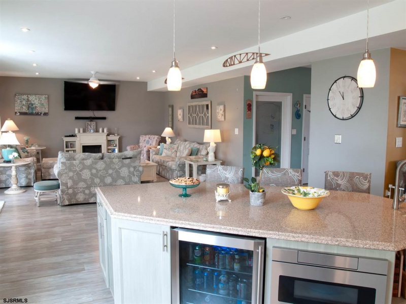 40 11th, Brigantine, New Jersey 08203, 5 Bedrooms Bedrooms, 10 Rooms Rooms,4 BathroomsBathrooms,Residential,For Sale,11th,539701