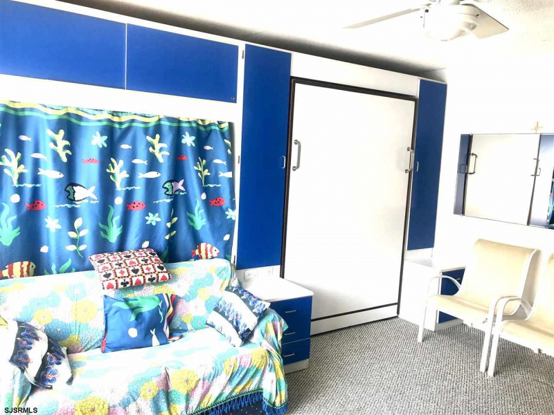 3501 Boardwalk, New Jersey 08401, 1 Room Rooms,1 BathroomBathrooms,Rental non-commercial,For Sale,Boardwalk,539704