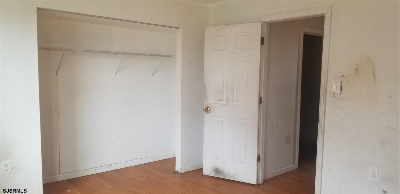 220 Chalfonte, Atlantic City, New Jersey 08401, 4 Bedrooms Bedrooms, 8 Rooms Rooms,2 BathroomsBathrooms,Residential,For Sale,Chalfonte,539761