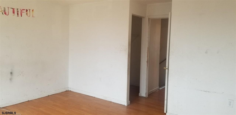 220 Chalfonte, Atlantic City, New Jersey 08401, 4 Bedrooms Bedrooms, 8 Rooms Rooms,2 BathroomsBathrooms,Residential,For Sale,Chalfonte,539761