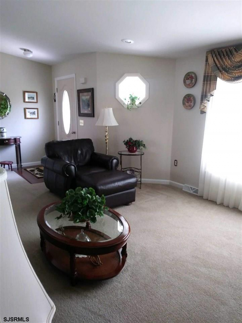69 Pinetree Ln, Mays Landing, New Jersey 08330, 2 Bedrooms Bedrooms, 4 Rooms Rooms,2 BathroomsBathrooms,Residential,For Sale,Pinetree Ln,539796