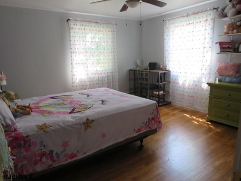 103 Bate, Rio Grande, New Jersey 08204-4858, 4 Bedrooms Bedrooms, 11 Rooms Rooms,2 BathroomsBathrooms,Residential,For Sale,Bate,539819