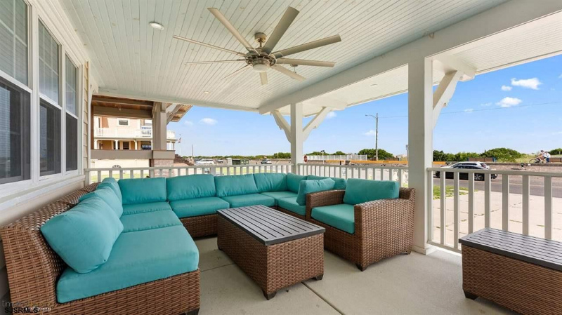 821 Beach, Cape May, New Jersey 08204, 8 Bedrooms Bedrooms, 18 Rooms Rooms,4 BathroomsBathrooms,Residential,For Sale,Beach,539859