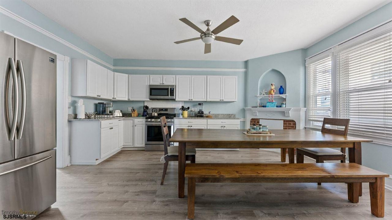 821 Beach, Cape May, New Jersey 08204, 8 Bedrooms Bedrooms, 18 Rooms Rooms,4 BathroomsBathrooms,Residential,For Sale,Beach,539859