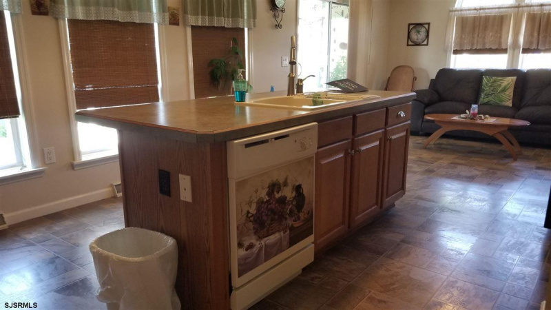 3 Fernwood, Mays Landing, New Jersey 08330-0000, 2 Bedrooms Bedrooms, 6 Rooms Rooms,2 BathroomsBathrooms,Residential,For Sale,Fernwood,539893