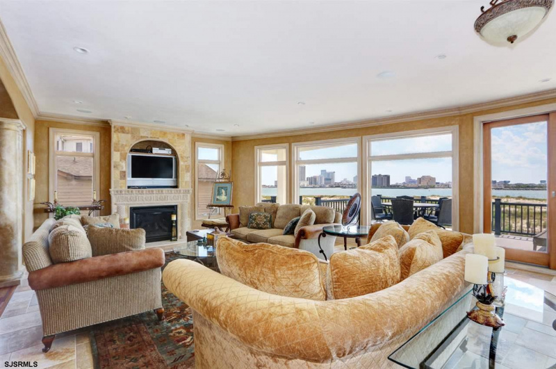 28 Ocean Drive West, Brigantine, New Jersey 08203-1134, 8 Bedrooms Bedrooms, 14 Rooms Rooms,6 BathroomsBathrooms,Residential,For Sale,Ocean Drive West,539899