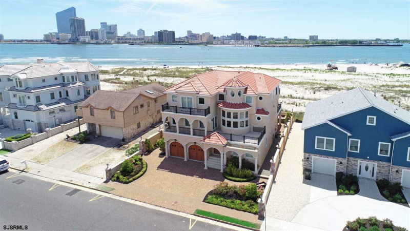 28 Ocean Drive West, Brigantine, New Jersey 08203-1134, 8 Bedrooms Bedrooms, 14 Rooms Rooms,6 BathroomsBathrooms,Residential,For Sale,Ocean Drive West,539899