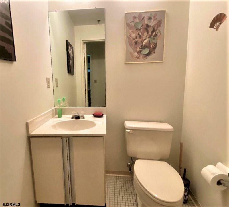 3101 BOARDWALK, New Jersey 08401, 1 Bedroom Bedrooms, 5 Rooms Rooms,1 BathroomBathrooms,Rental non-commercial,For Sale,BOARDWALK,539900