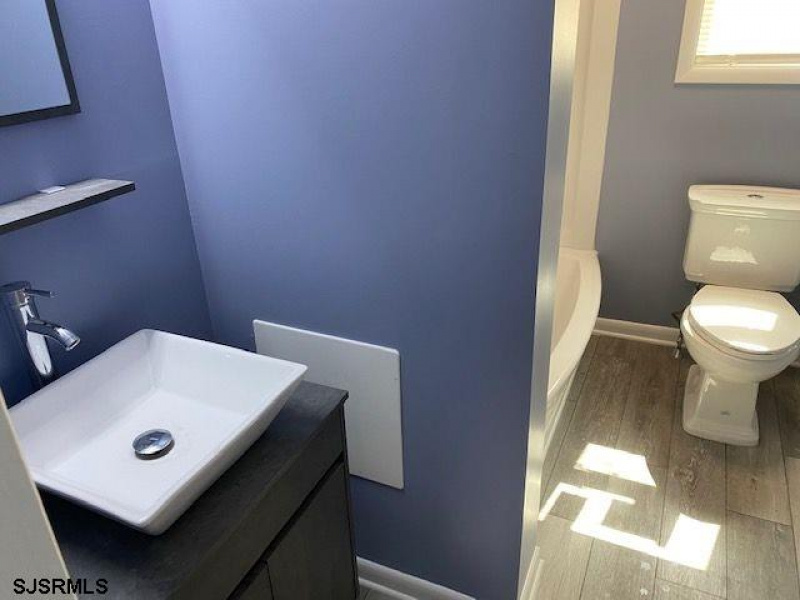 818 DR MARTIN LUTHER KING BLVD, Atlantic City, New Jersey 08401, 4 Bedrooms Bedrooms, 10 Rooms Rooms,2 BathroomsBathrooms,Residential,For Sale,DR MARTIN LUTHER KING BLVD,539912