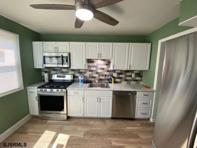 818 DR MARTIN LUTHER KING BLVD, Atlantic City, New Jersey 08401, 4 Bedrooms Bedrooms, 10 Rooms Rooms,2 BathroomsBathrooms,Residential,For Sale,DR MARTIN LUTHER KING BLVD,539912
