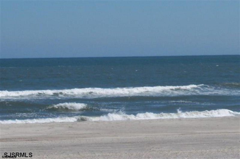 102 Raleigh, Atlantic City, New Jersey 08401, ,Multi-family,For Sale,Raleigh,539988