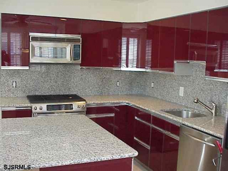 102 Raleigh, Atlantic City, New Jersey 08401, ,Multi-family,For Sale,Raleigh,539988