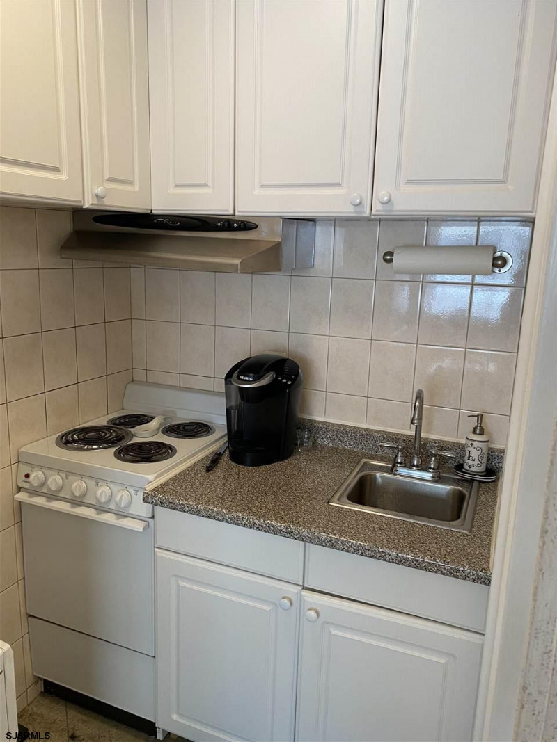 108 Montpelier Ave #218, Atlantic City, New Jersey 08401, 2 Rooms Rooms,1 BathroomBathrooms,Condominium,For Sale,Montpelier Ave #218,539990