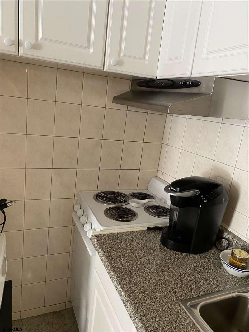108 Montpelier Ave #218, Atlantic City, New Jersey 08401, 2 Rooms Rooms,1 BathroomBathrooms,Condominium,For Sale,Montpelier Ave #218,539990