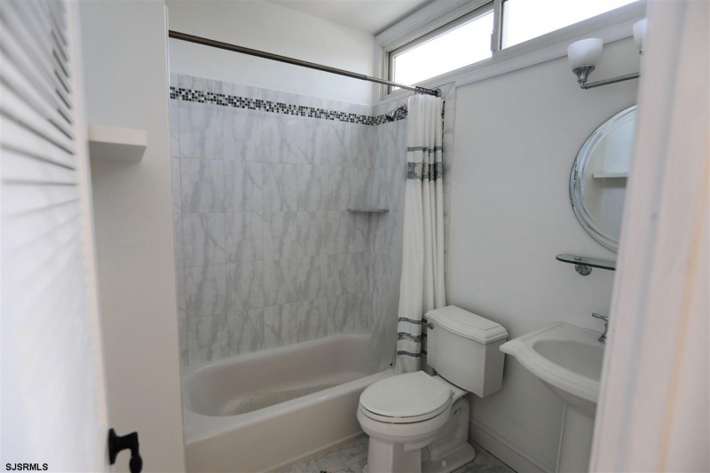 151 Annapolis, Atlantic City, New Jersey 08401, 2 Bedrooms Bedrooms, 7 Rooms Rooms,2 BathroomsBathrooms,Condominium,For Sale,Annapolis,540003