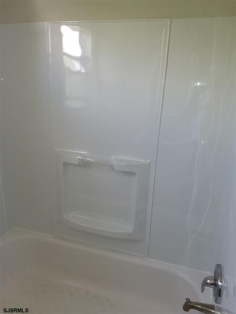 1811 N MICHIGAN, Atlantic City, New Jersey 08401-0001, 3 Bedrooms Bedrooms, 7 Rooms Rooms,2 BathroomsBathrooms,Residential,For Sale,N MICHIGAN,540025
