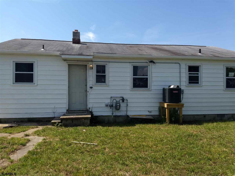1811 N MICHIGAN, Atlantic City, New Jersey 08401-0001, 3 Bedrooms Bedrooms, 7 Rooms Rooms,2 BathroomsBathrooms,Residential,For Sale,N MICHIGAN,540025