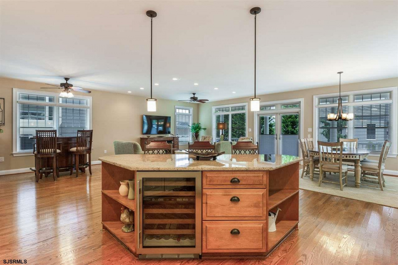 2505 Oberon, Longport, New Jersey 08403-2028, 4 Bedrooms Bedrooms, 8 Rooms Rooms,4 BathroomsBathrooms,Residential,For Sale,Oberon,540034