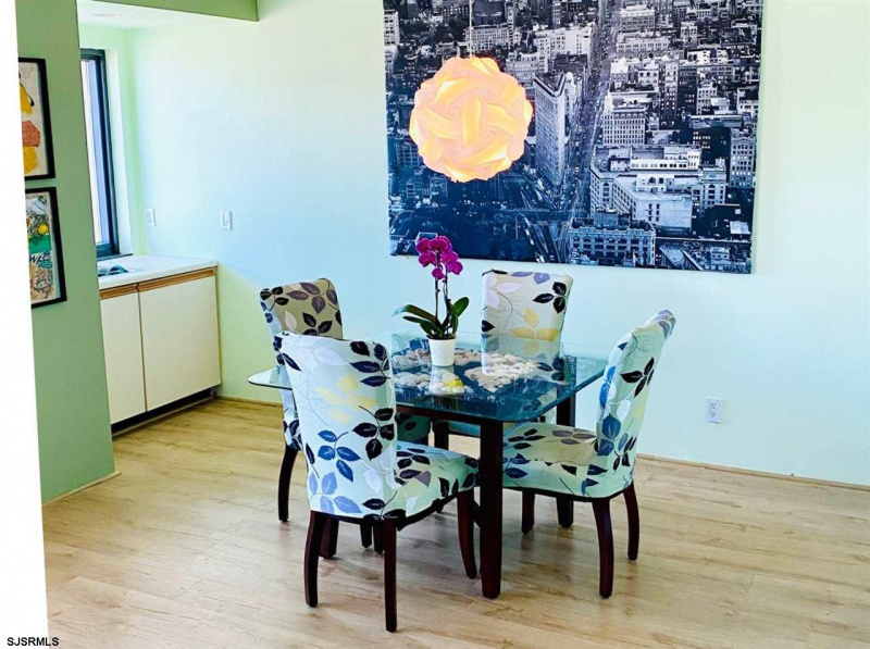 3101 BOARDWALK 2201-1, Atlantic City, New Jersey 08401, 1 Bedroom Bedrooms, 5 Rooms Rooms,1 BathroomBathrooms,Condominium,For Sale,BOARDWALK 2201-1,540048