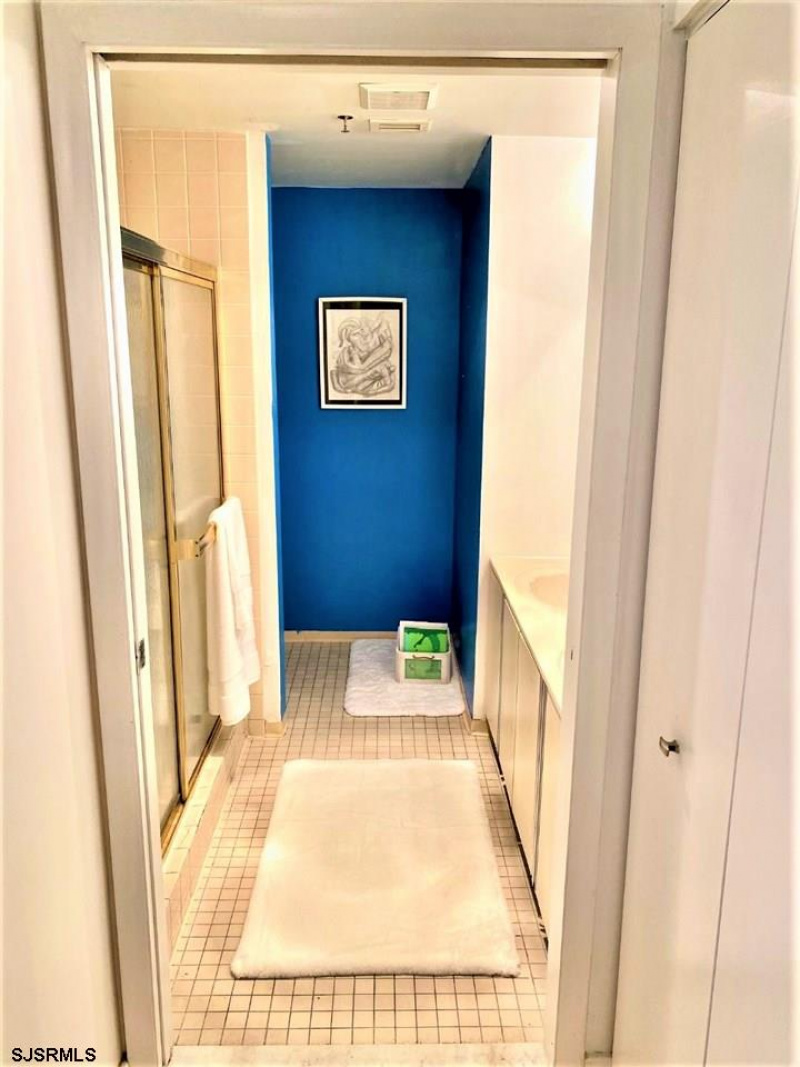 3101 BOARDWALK 2201-1, Atlantic City, New Jersey 08401, 1 Bedroom Bedrooms, 5 Rooms Rooms,1 BathroomBathrooms,Condominium,For Sale,BOARDWALK 2201-1,540048
