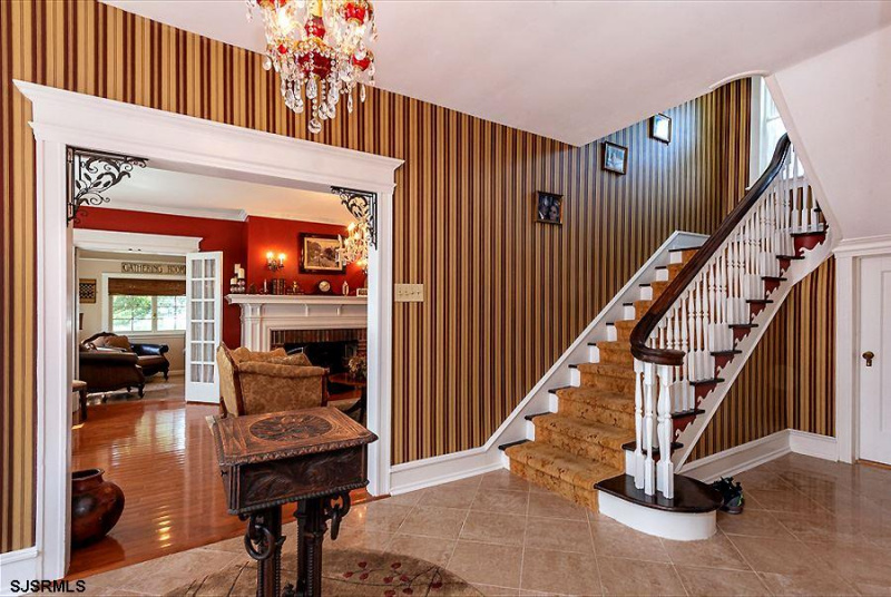 3 Suffolk, Ventnor, New Jersey 08406, 5 Bedrooms Bedrooms, 12 Rooms Rooms,4 BathroomsBathrooms,Residential,For Sale,Suffolk,540051