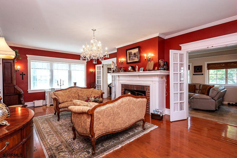 3 Suffolk, Ventnor, New Jersey 08406, 5 Bedrooms Bedrooms, 12 Rooms Rooms,4 BathroomsBathrooms,Residential,For Sale,Suffolk,540051