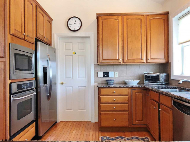 2408 Bayshore, Brigantine, New Jersey 08203, 6 Bedrooms Bedrooms, 10 Rooms Rooms,3 BathroomsBathrooms,Residential,For Sale,Bayshore,540057