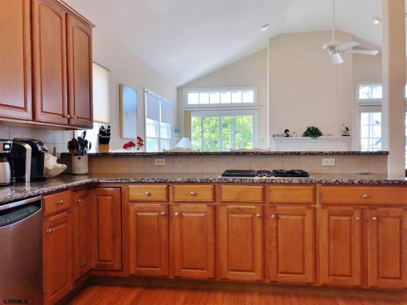 2408 Bayshore, Brigantine, New Jersey 08203, 6 Bedrooms Bedrooms, 10 Rooms Rooms,3 BathroomsBathrooms,Residential,For Sale,Bayshore,540057