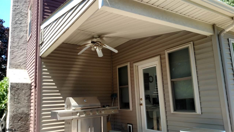 390 Tuckahoe Rd, Marmora, New Jersey 08223, 4 Bedrooms Bedrooms, 11 Rooms Rooms,2 BathroomsBathrooms,Residential,For Sale,Tuckahoe Rd,540063