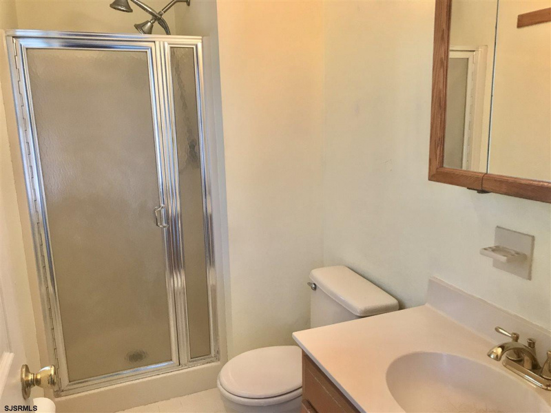 113 Oakcrest Ave, Northfield, New Jersey 08225, 4 Bedrooms Bedrooms, 9 Rooms Rooms,2 BathroomsBathrooms,Residential,For Sale,Oakcrest Ave,540079