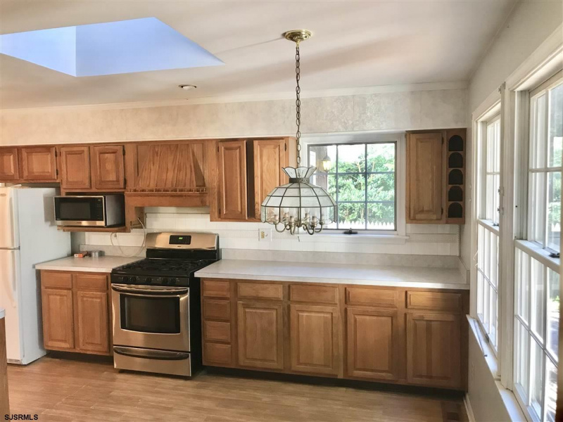 113 Oakcrest Ave, Northfield, New Jersey 08225, 4 Bedrooms Bedrooms, 9 Rooms Rooms,2 BathroomsBathrooms,Residential,For Sale,Oakcrest Ave,540079