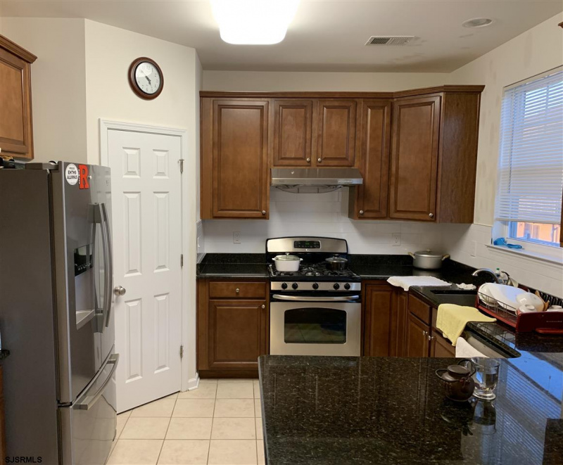 318 Sanderling, Egg Harbor Township, New Jersey 08234, 4 Bedrooms Bedrooms, 10 Rooms Rooms,2 BathroomsBathrooms,Condominium,For Sale,Sanderling,540098